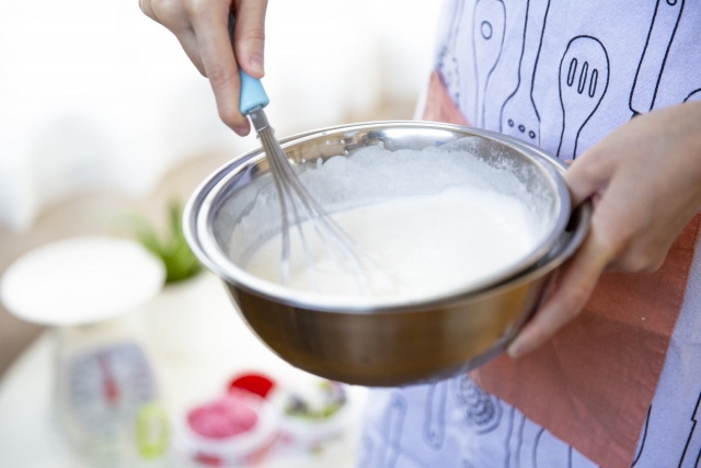 生クリームの作り方｜7つの製造工程をかんたんに紹介