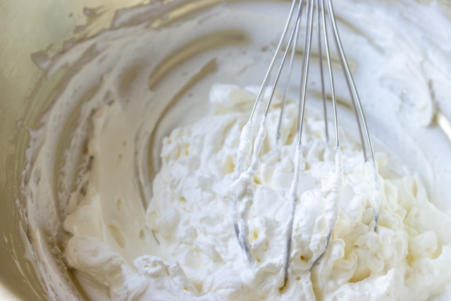 生クリームと似た乳製品の違い｜マスカルポーネ・サワークリーム・クレームフレーシュの使い分け